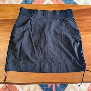 NWOT Columbia Ruched Skirt